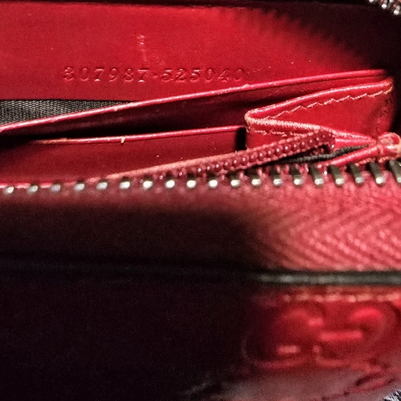 Authentic Gucci Red Embossed Patent Leather Wallet In EUC - Picture 7 of 8